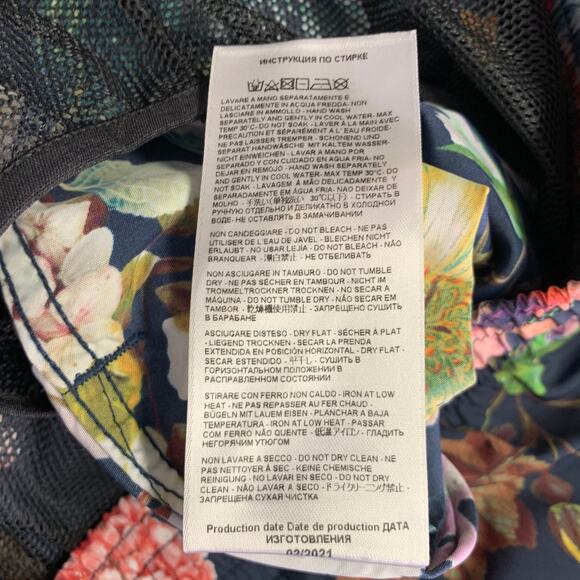 ETRO Size L Multi Color Floral Polyamide Swim Trunks - Picture 5 of 5